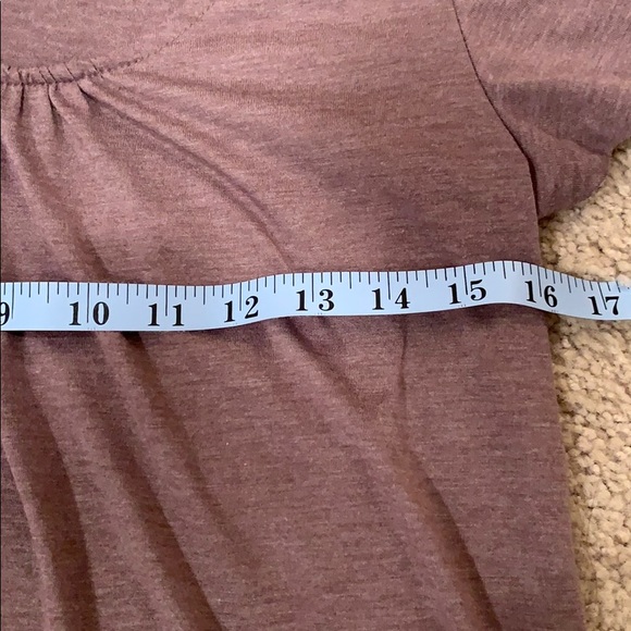 Small Daisy Fuentes top - Picture 7 of 7